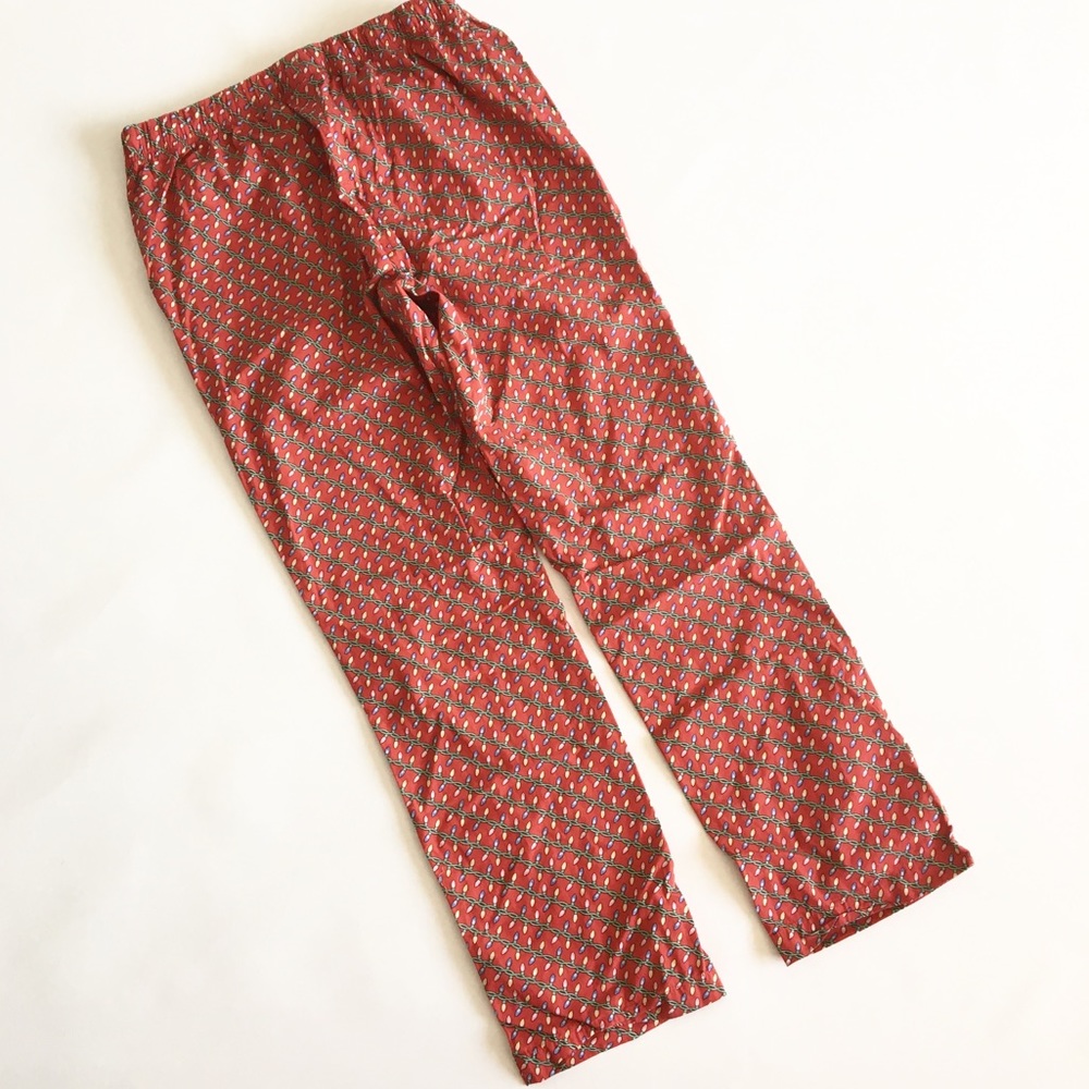 ๐๐ Vineyard Vines โ
Holiday Lights Lounge Pant โ
- Picture 4 of 8